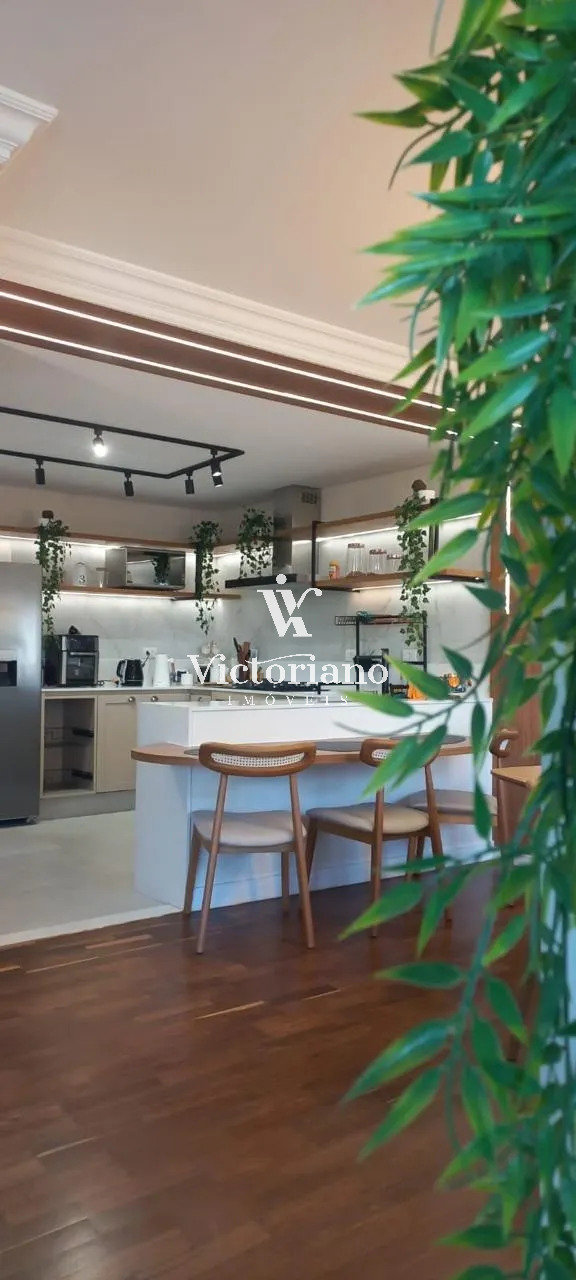 Apartamento à venda com 4 quartos, 247m² - Foto 2