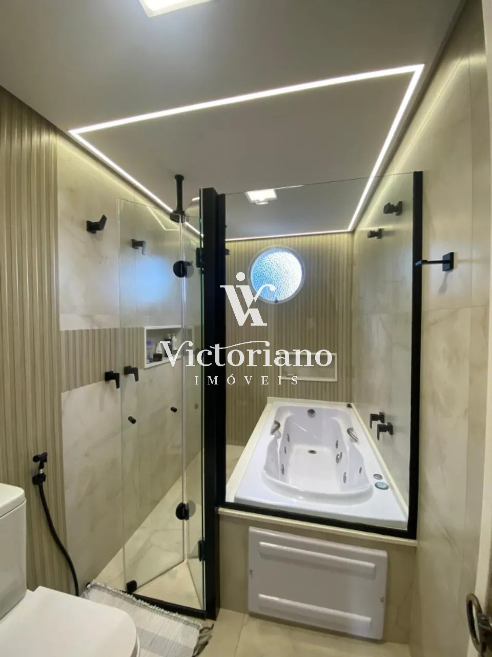 Apartamento à venda com 4 quartos, 247m² - Foto 9