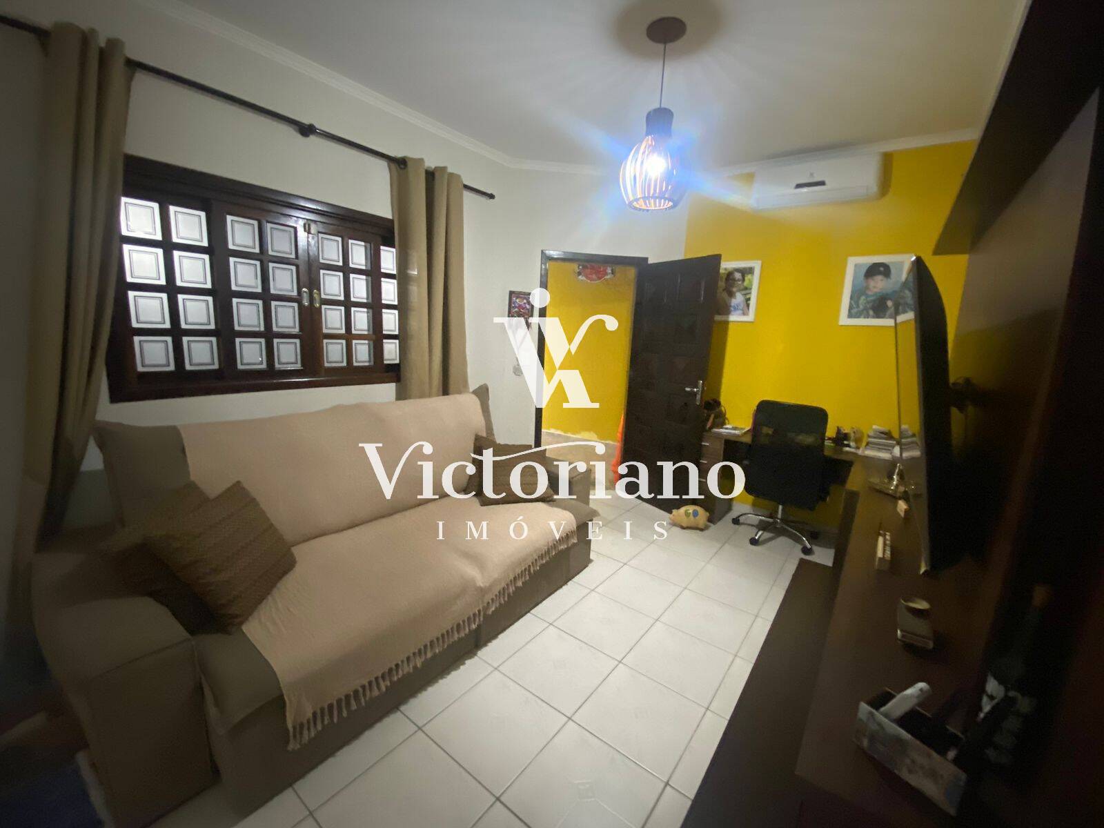 Casa à venda com 3 quartos, 104m² - Foto 4