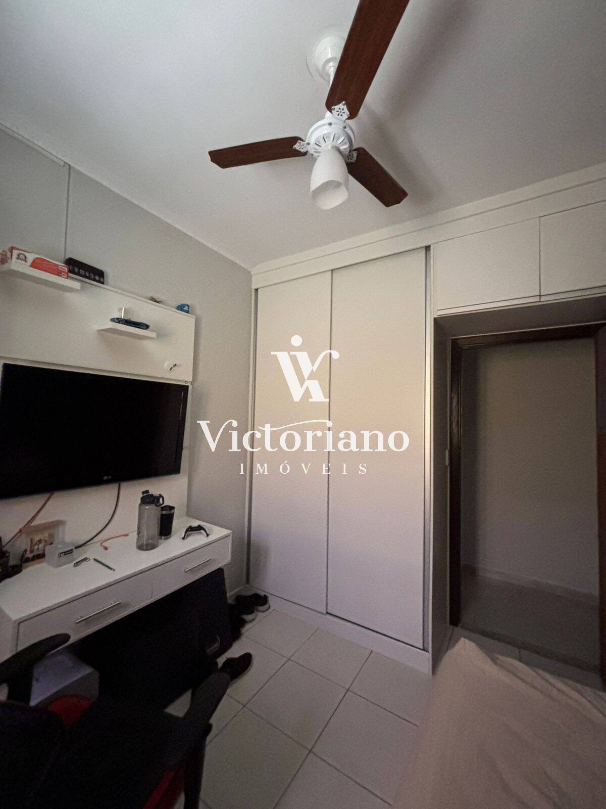 Casa à venda com 3 quartos, 104m² - Foto 11