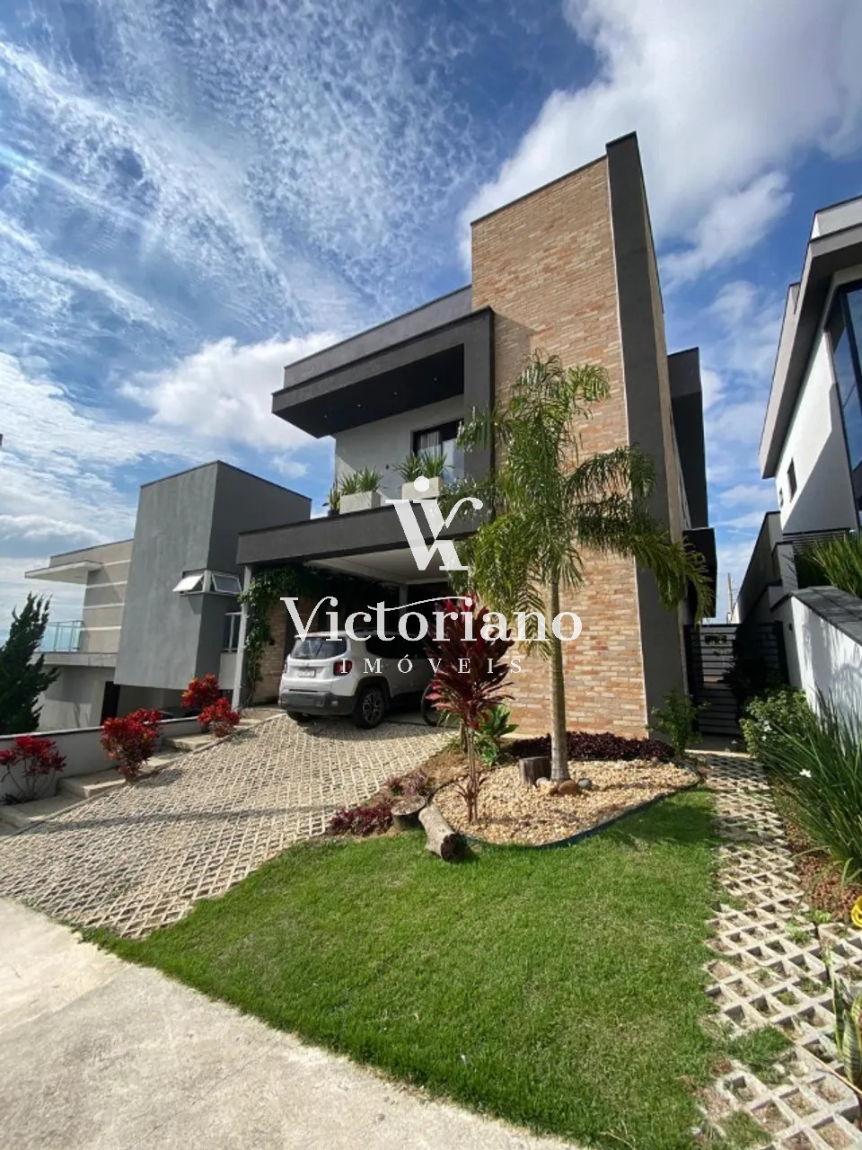 Casa de Condomínio à venda com 3 quartos, 244m² - Foto 3