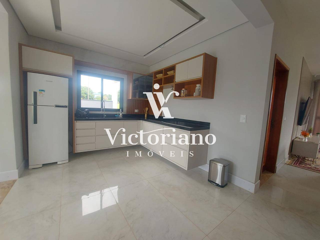 Casa de Condomínio à venda e aluguel com 4 quartos, 243m² - Foto 11