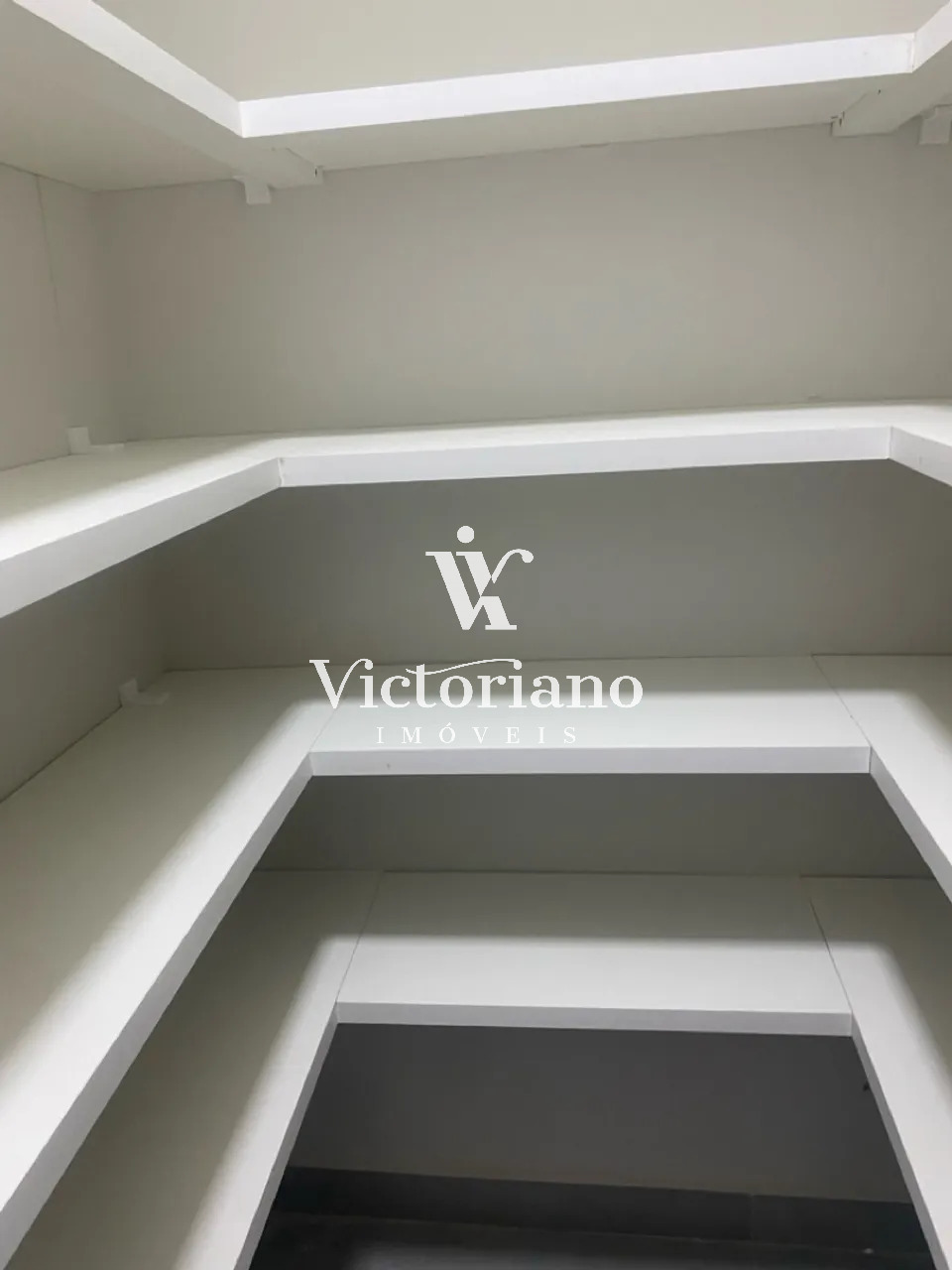 Casa de Condomínio à venda com 4 quartos, 350m² - Foto 10