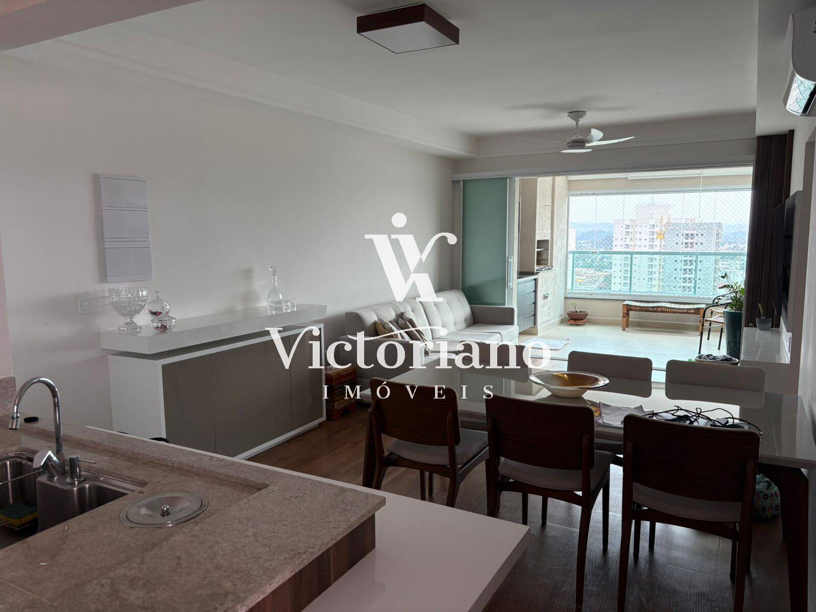 Apartamento à venda com 3 quartos, 101m² - Foto 4