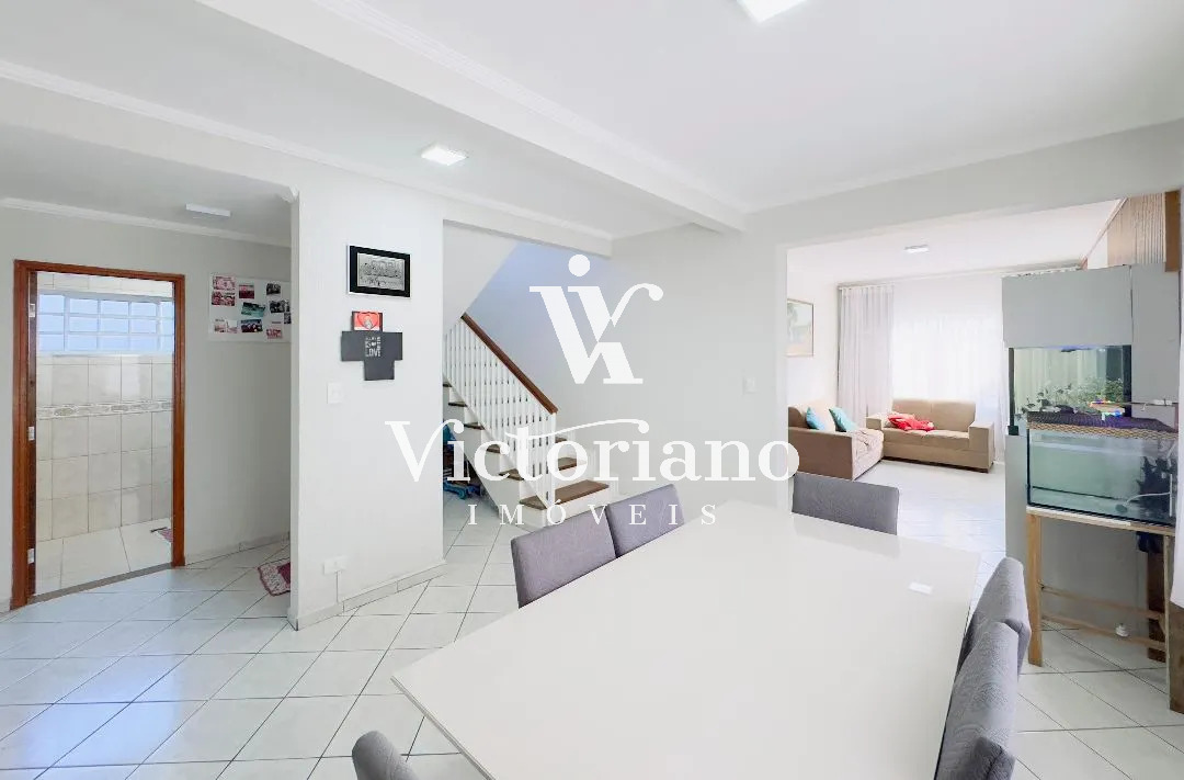 Casa, 4 quartos, 263 m² - Foto 1