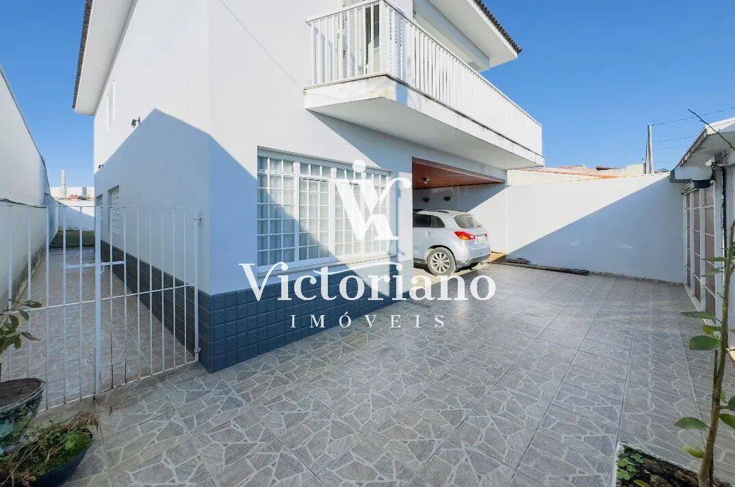 Casa, 4 quartos, 263 m² - Foto 2